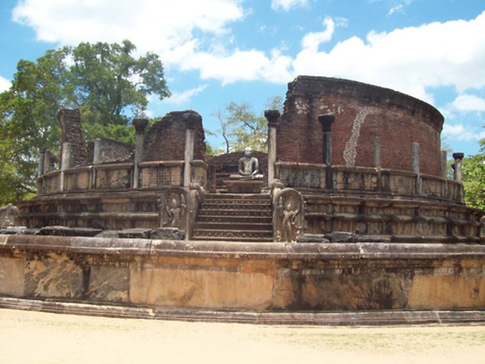 polonnaruwa01.jpg